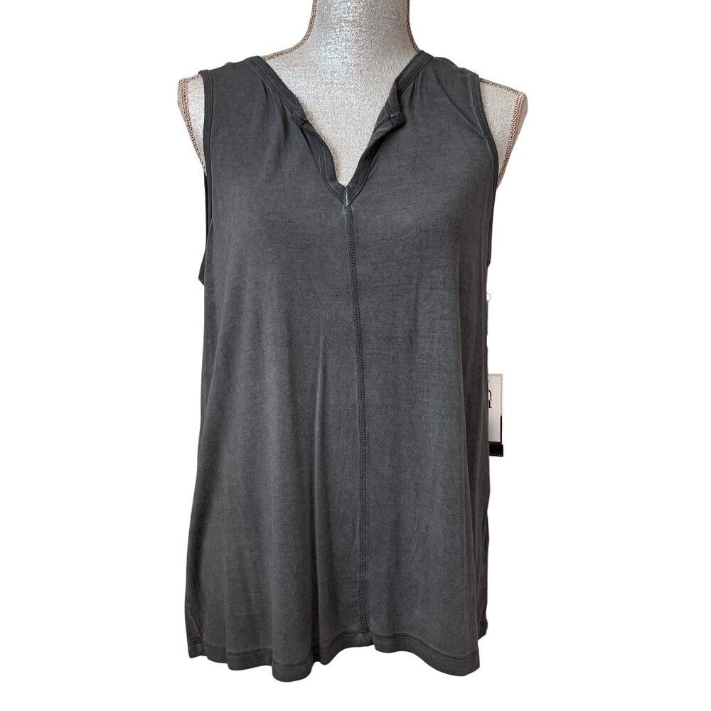 CABLE & GAUGE Sport Sleeveless V-Neck Top in Dark Heather Gray LARGE NWT